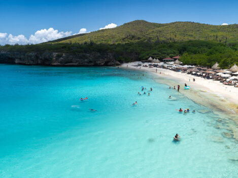 curacao-beach-hopping
